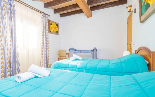 Son Pujol in Montu ri