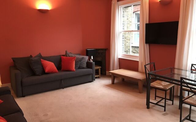 Wix's Lane 3 Bed Apartment