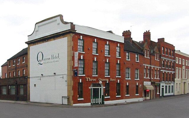 Three Queens Hotel