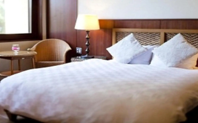 Hotel Allamanda