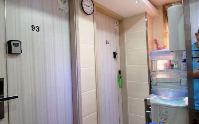 Sasa Inn (TST Metro C2)