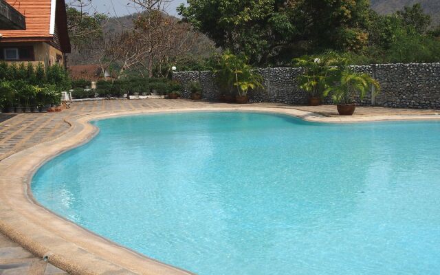 Khao Yai Country Hill Resort