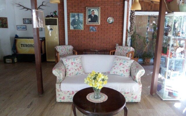 Cerit Hotel