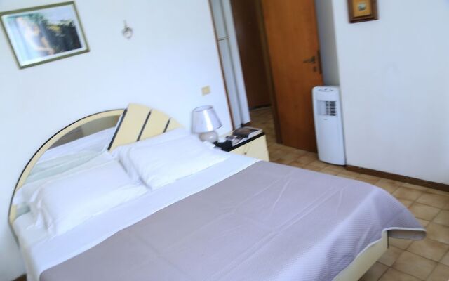 Candy Guest House