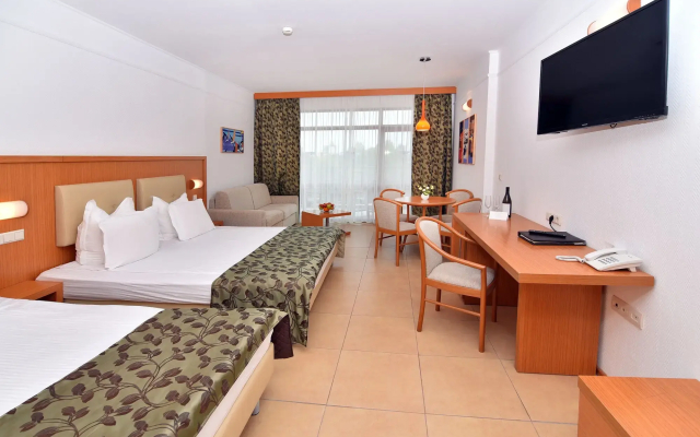 Flamingo Grand Hotel & SPA