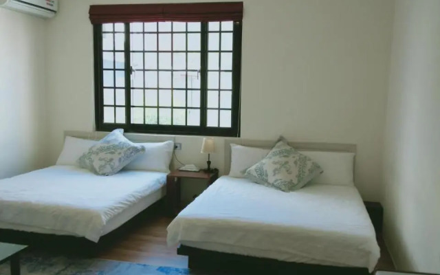Little Time Guesthouse
