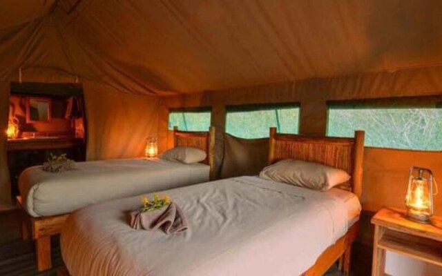 Tuskers Wilderness Camp