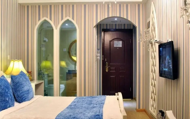 Chengdu Tianyufengqing Hotel