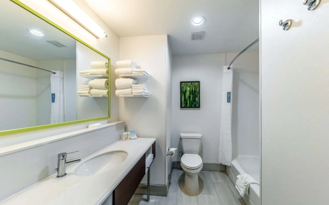 Hampton Inn & Suites Pryor