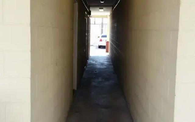 Economy Inn