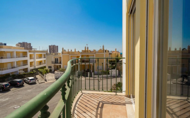 Villa Linda, Alto da Ria