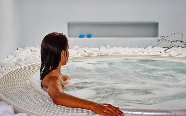 Yades Suites - Apartments & Spa