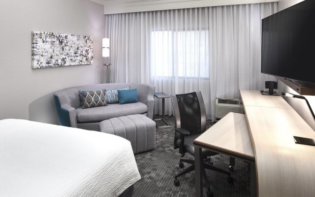 Courtyard by Marriott Pensacola