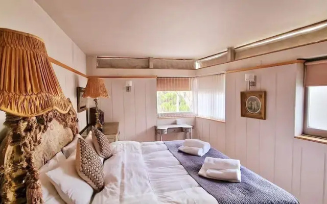 118 A Perfect Blend of Charm and Luxury