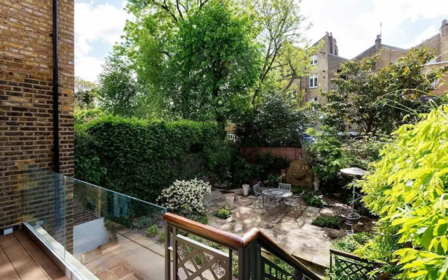 Luxury in Chelsea Townhouse