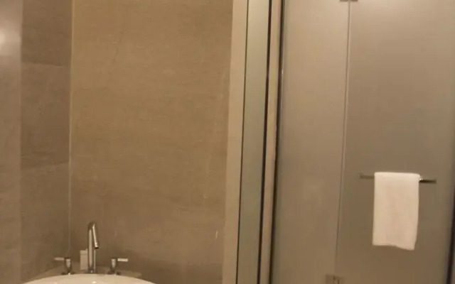 Golden Eagle Summit Hotel Nanjing China