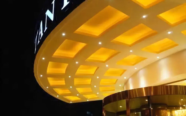 Manhattan Hotel