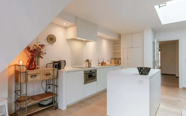 Huswell Modern Apartment in Historic Ghent