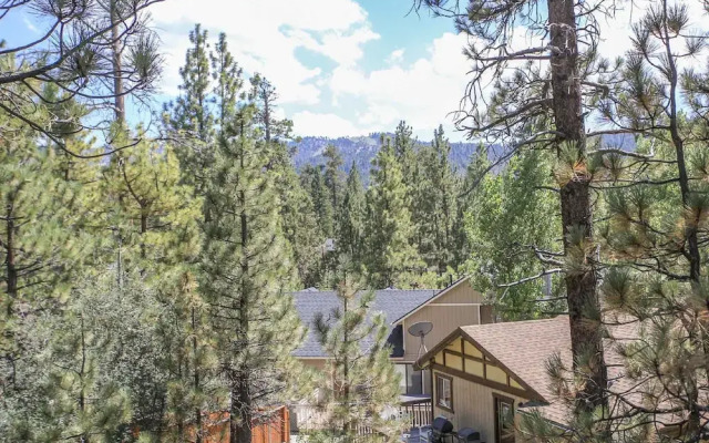 Crater Lake Villa
