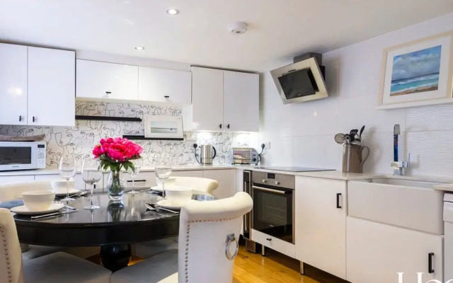 Greys View Cottage