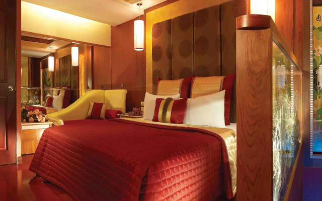 Spring Breeze Boutique Motel