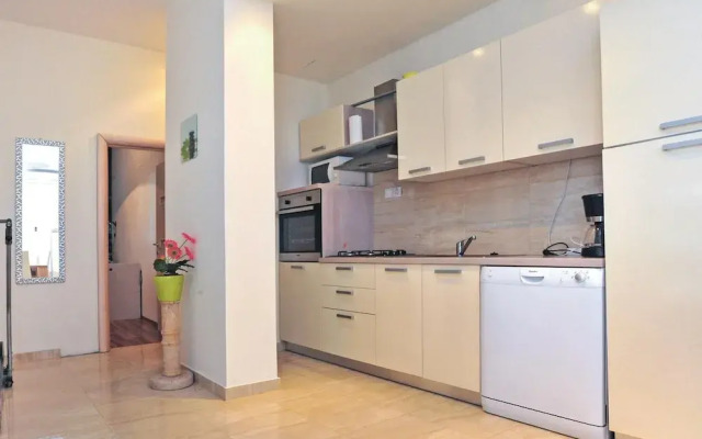 Nice Home in Kastel Sucurac With Wifi and 4 Bedrooms