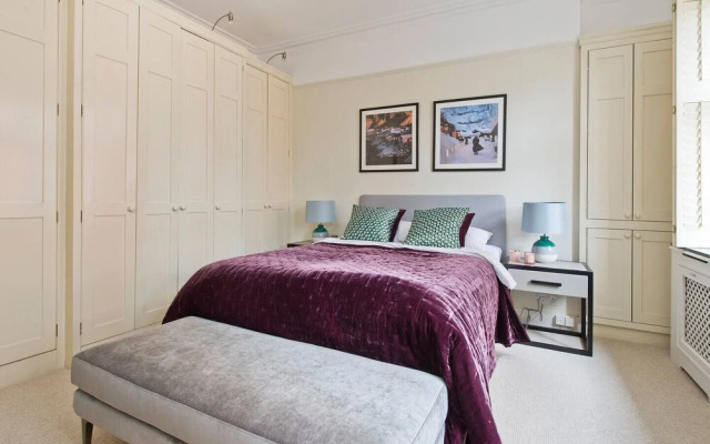 Luxurious 2-Bed Apt, 5 mins from Buckingham Palace
