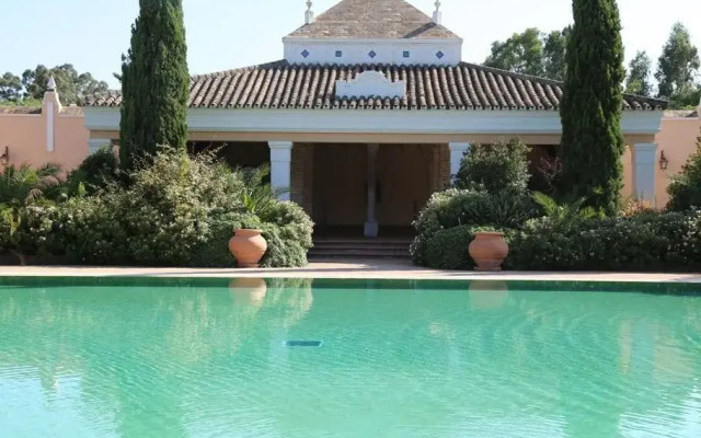 Hotel Monasterio