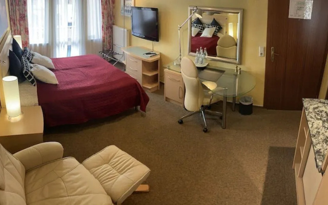 Amadeus Boutique Hotel Deutscher Hof Inn & Suites