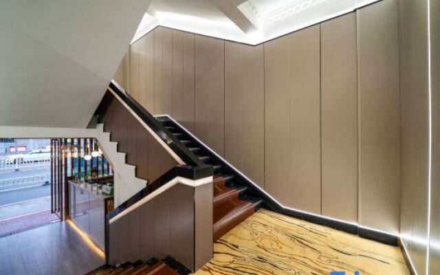 Mingxuan Business Hotel (Zhangzhou Ancient Town RT-Mart Store)