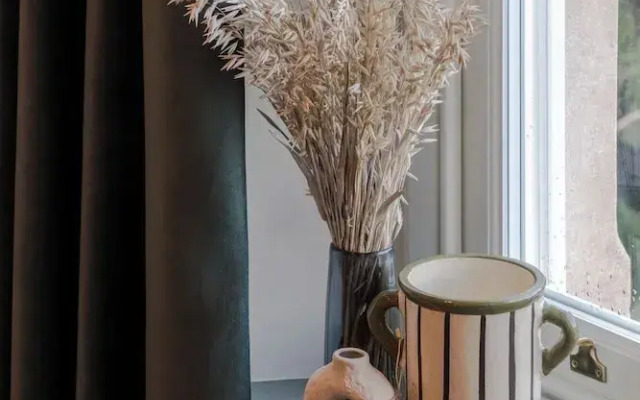 Your Apartment - Pembroke House
