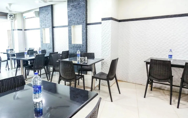 OYO 5692 Stay Inn Residency