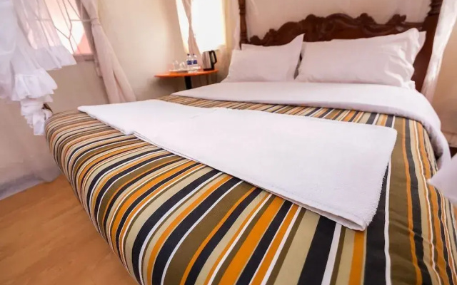 Upperhill Blueberry Hotel