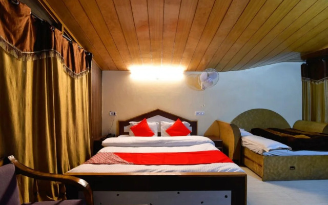 Hotel Royal View by OYO Rooms