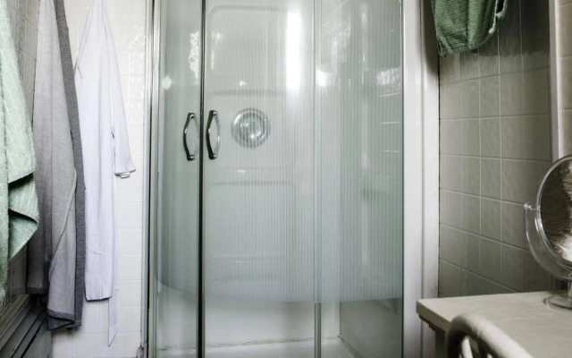 Canalside Restaurant, Inn & Kitchen store