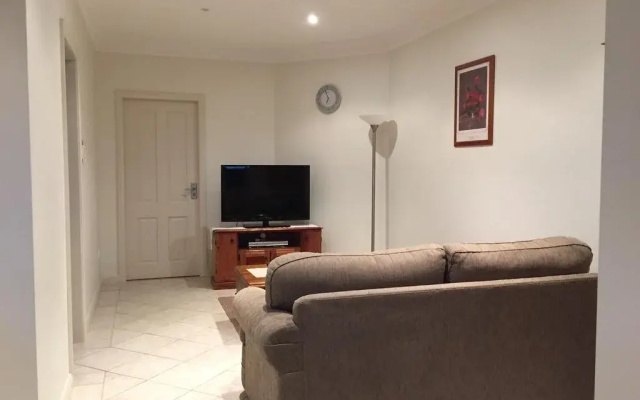 Robin Hill Retreat