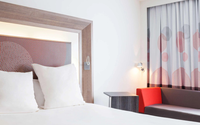 Novotel Lens Noyelles