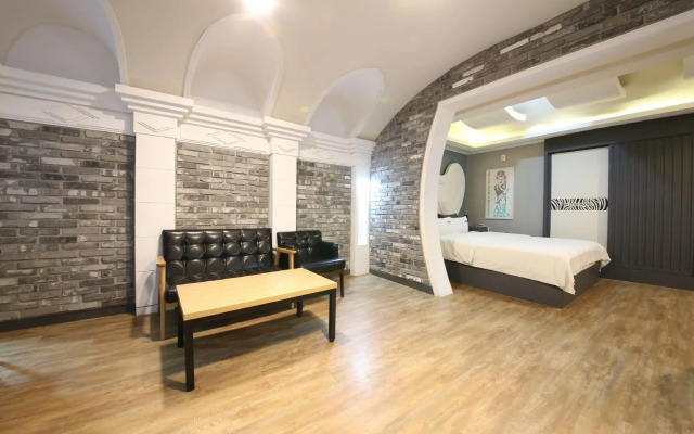 Instar Hotel Yangsan