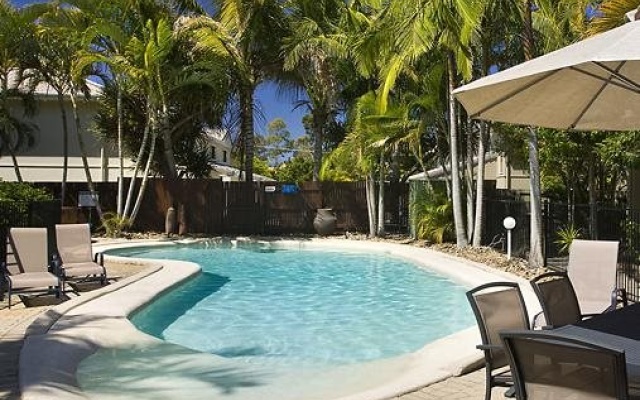 Weyba Gardens Resort – Pool – Noosaville