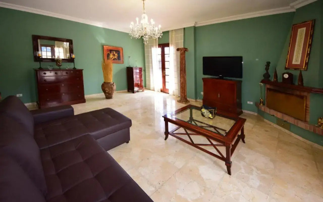Alina - Vivienda vacacional con piscina privada