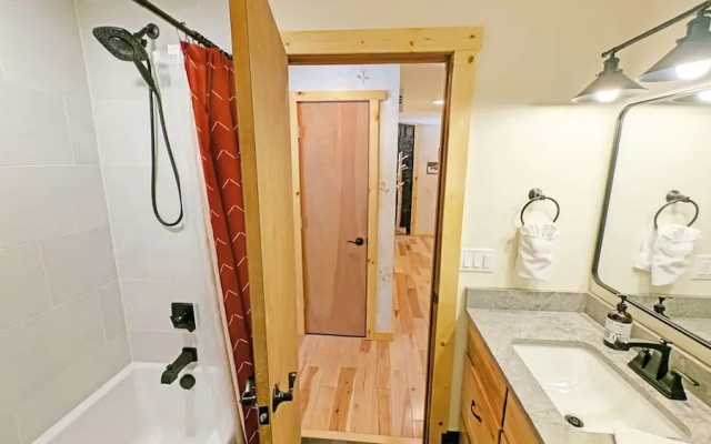 Pine Needle 2 4 Bedroom Condo