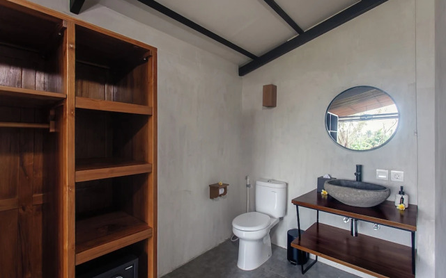 TUJUH Angel by GenuineHost