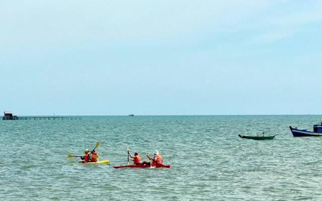 Voyage Phu Quoc Beach resort