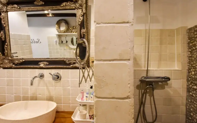 Renovated house with private swimming pool, close to Villefranche-du-Périgord.