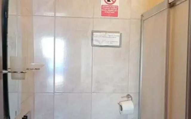 Adalı Pansiyon