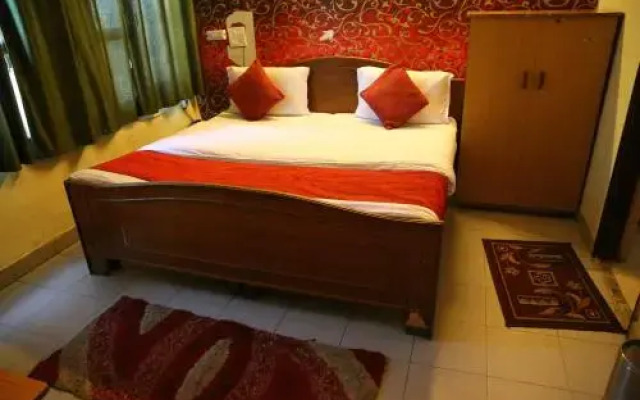 Hotel Diamond Palace