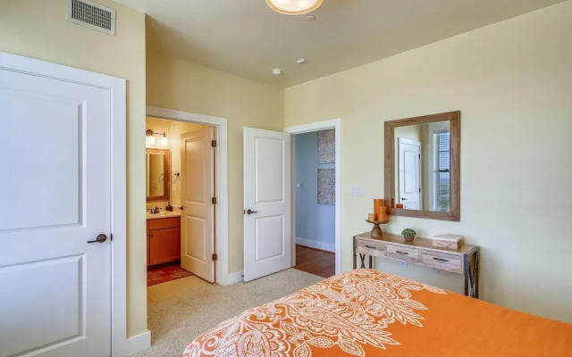 Pointe West 301-beachfront Views