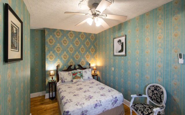 Prince Street Suites