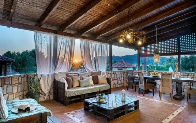 Villa Milon by MediterraneanVillas
