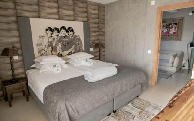 Surfers Lodge Peniche